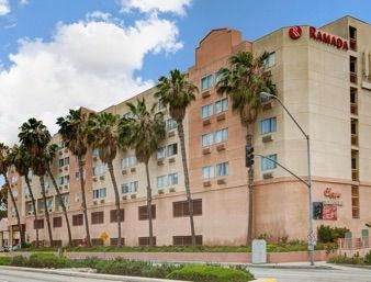 Ramada By Wyndham Hawthorne/Lax Exterior foto